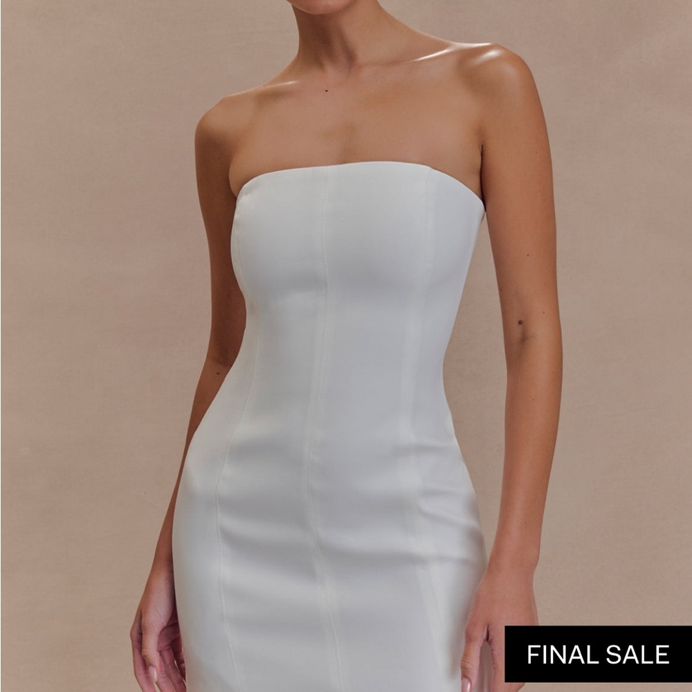 White bridal mini never worn!! - Picture 1 of 2